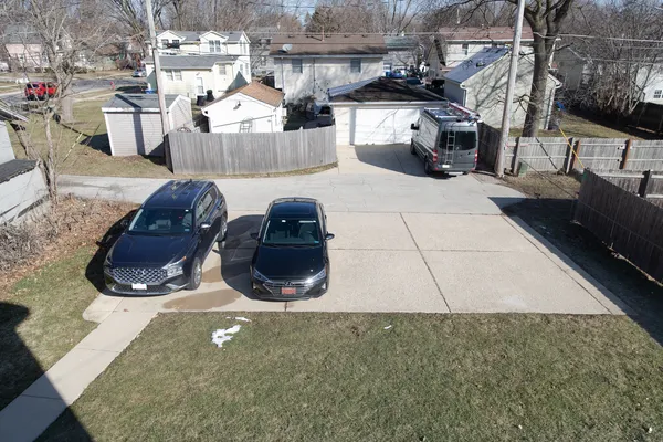 $2,450 | 713 Stevens Street, Unit 713, Geneva, IL 60134