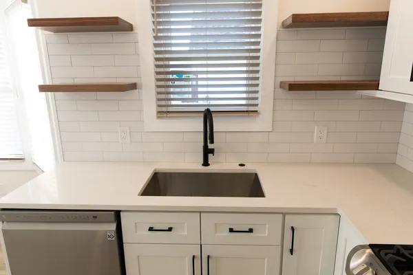 $2,450 | 713 Stevens Street, Unit 713, Geneva, IL 60134