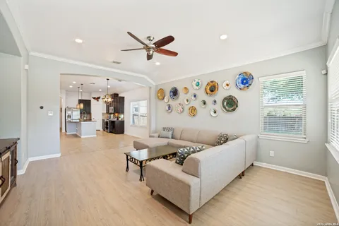 $299,000 | 13203 Sabine Parke, San Antonio, TX 78254