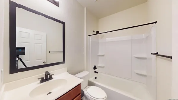 $2,150 | 344 Autumn Rouge, New Braunfels, TX 78130