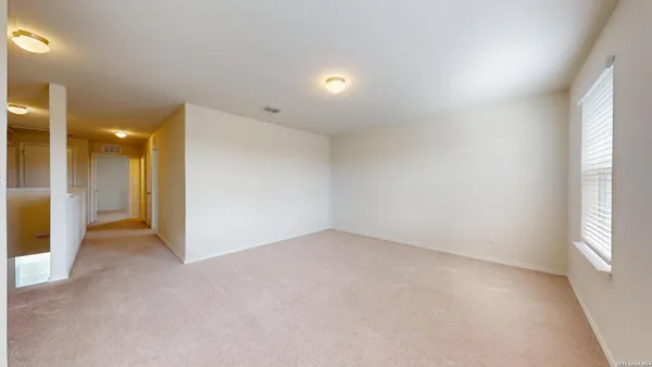 $2,150 | 344 Autumn Rouge, New Braunfels, TX 78130