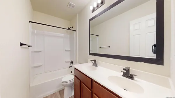 $2,150 | 344 Autumn Rouge, New Braunfels, TX 78130