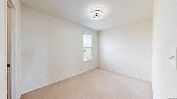 $2,150 | 344 Autumn Rouge, New Braunfels, TX 78130