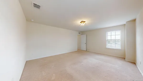 $2,150 | 344 Autumn Rouge, New Braunfels, TX 78130