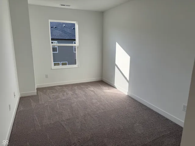 $2,300 | 15203 Farrington Way, Fishers, IN 46037