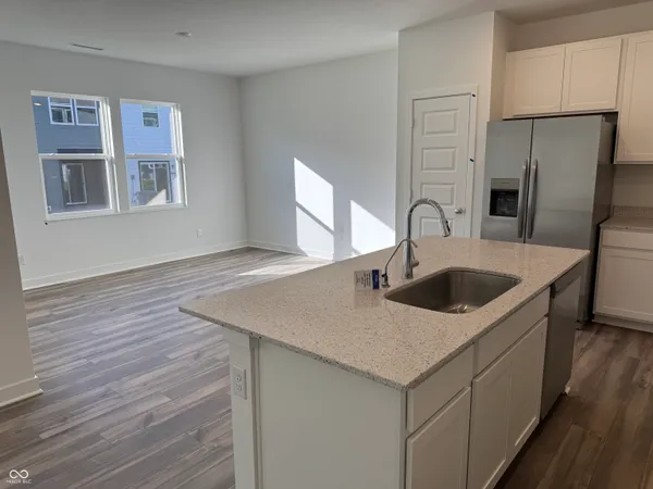 $2,150 | 15203 Farrington Way, Fishers, IN 46037