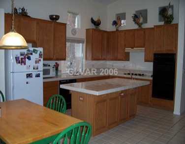 2011 Summerside Court Henderson, NV 89012 - Photo 2 of 8 Kitchen.