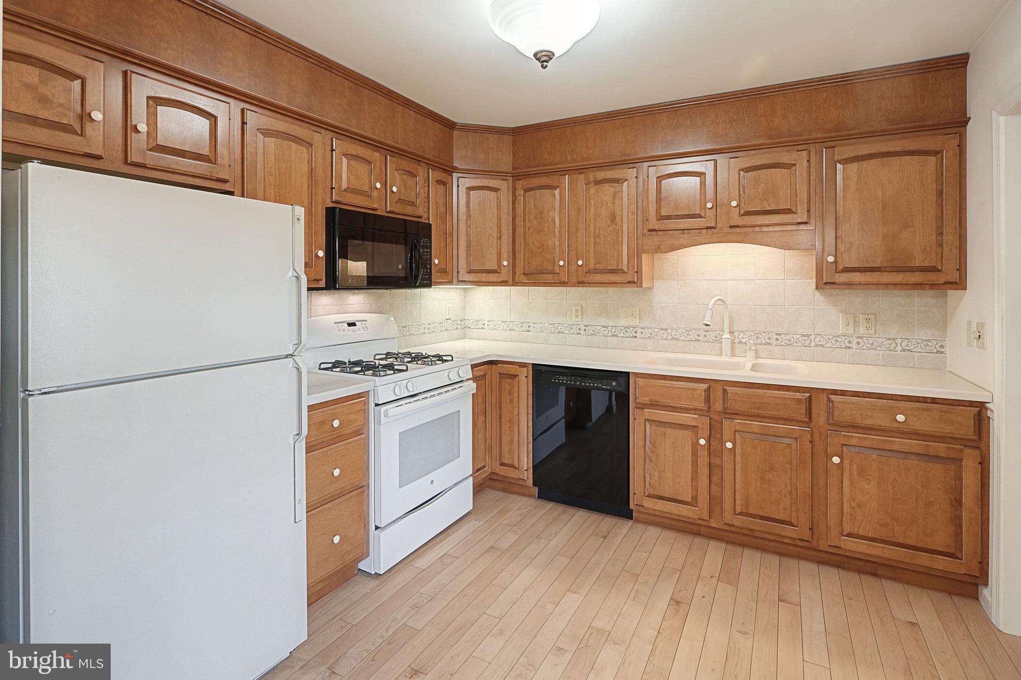 32 Cardiff Court Lititz, PA 17543 - Photo 14 of 33