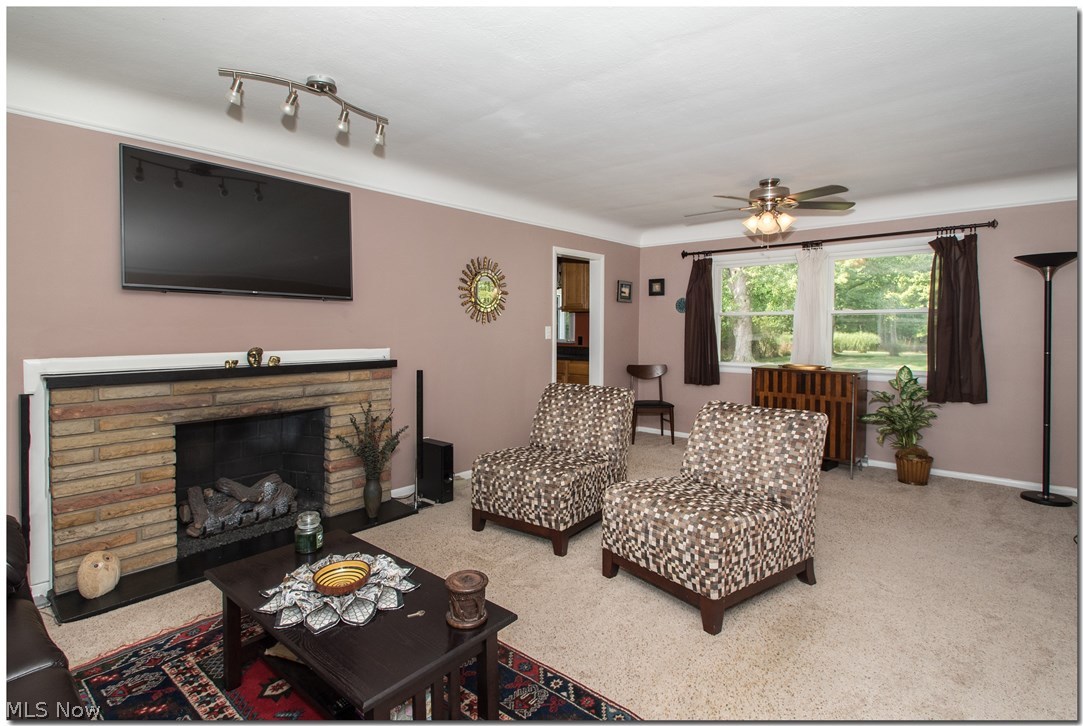 536 Ransome Road Cleveland, OH 44143 - Photo 4 of 26