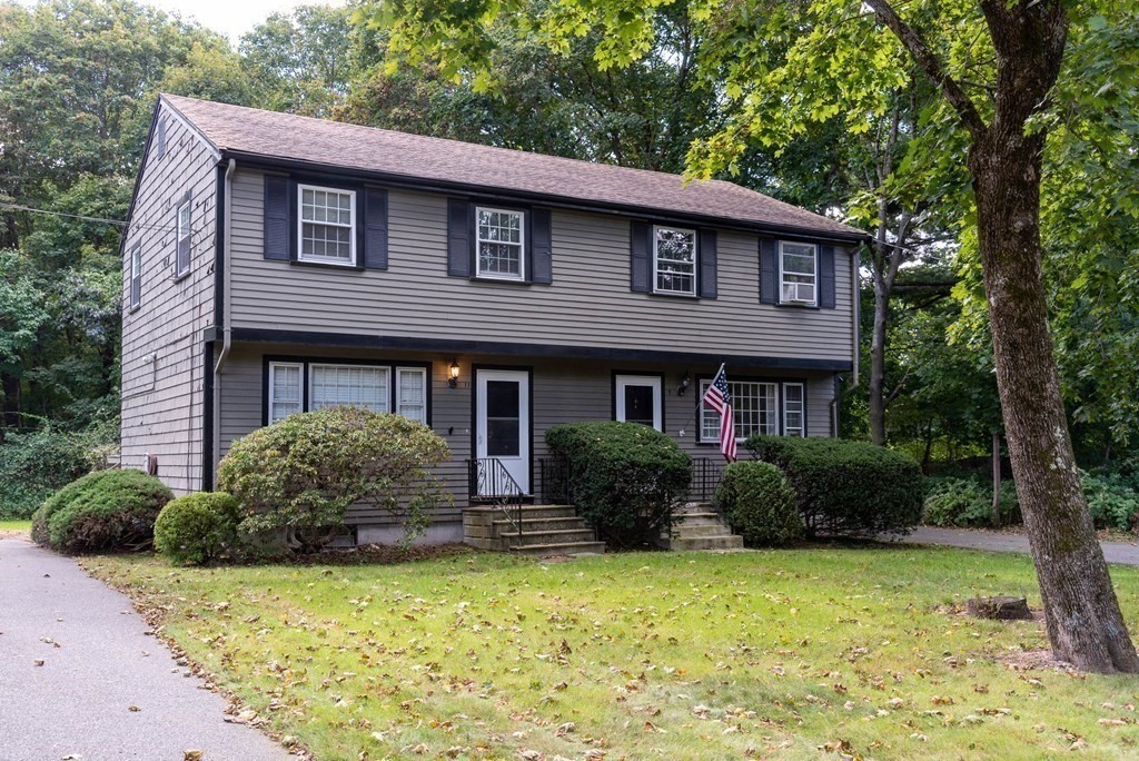 9 Spring Street Foxboro, MA 02035 - Photo 4 of 22 Gallery Image 4