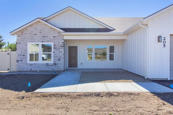 $565,000 | 205 West First Street, Carey, ID 83320