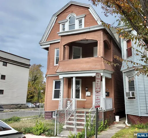 $639,900 | 78 Eaton Place, East Orange, NJ 07017