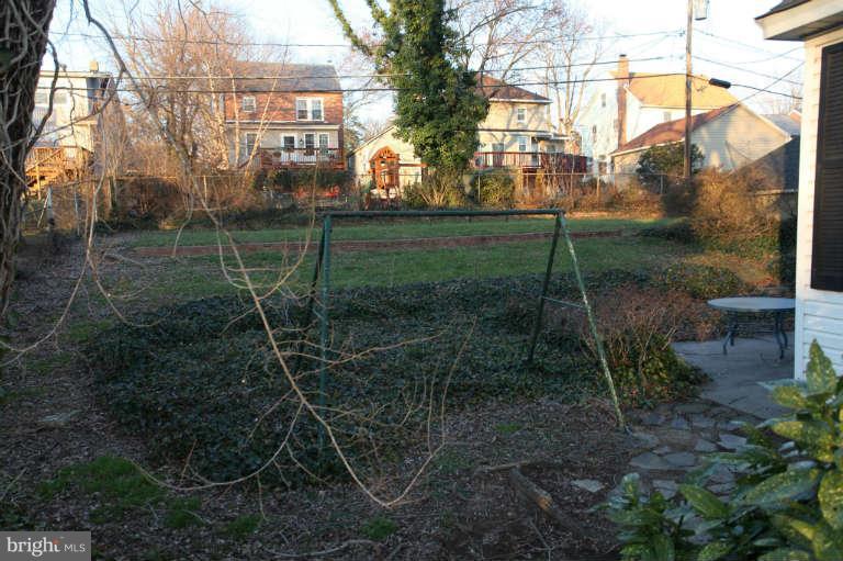 702 Murdock Road Baltimore, MD 21212 - Photo 4 of 25 a view of a backyard