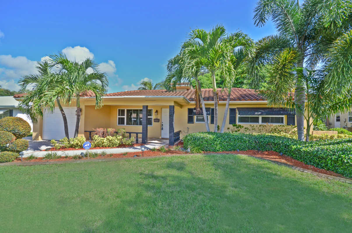 343 Northeast 30th Street Boca Raton, FL 33431 - Photo 24 of 27 FRONT