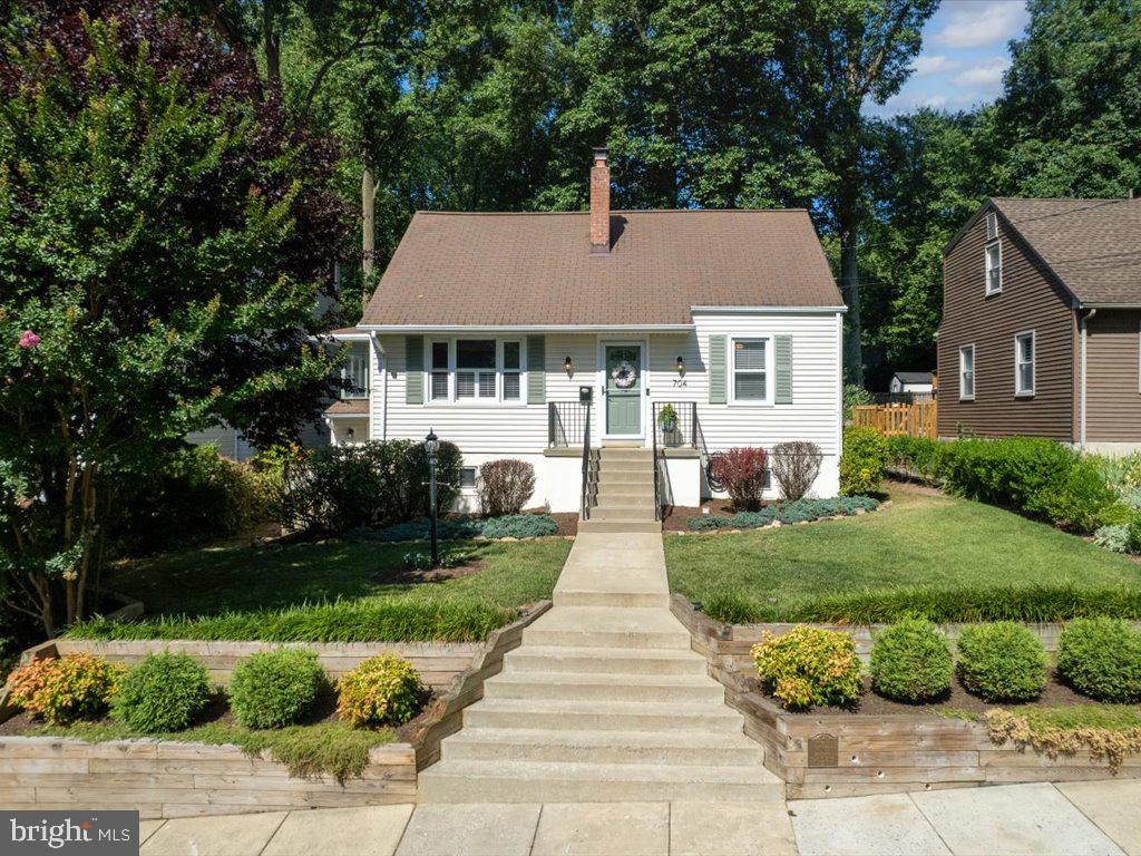 704 Roxboro Road Rockville, MD 20850 - Photo 2 of 43 Excellent Curb Appeal!
