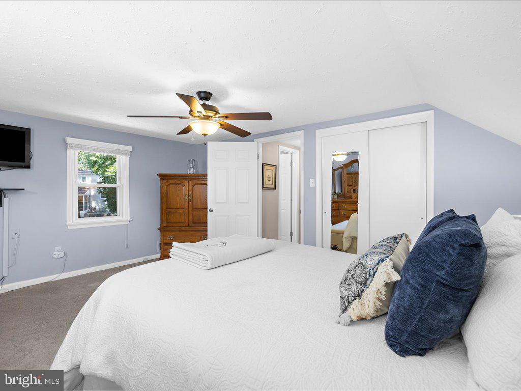 704 Roxboro Road Rockville, MD 20850 - Photo 22 of 43 Upper Level Bedroom #3