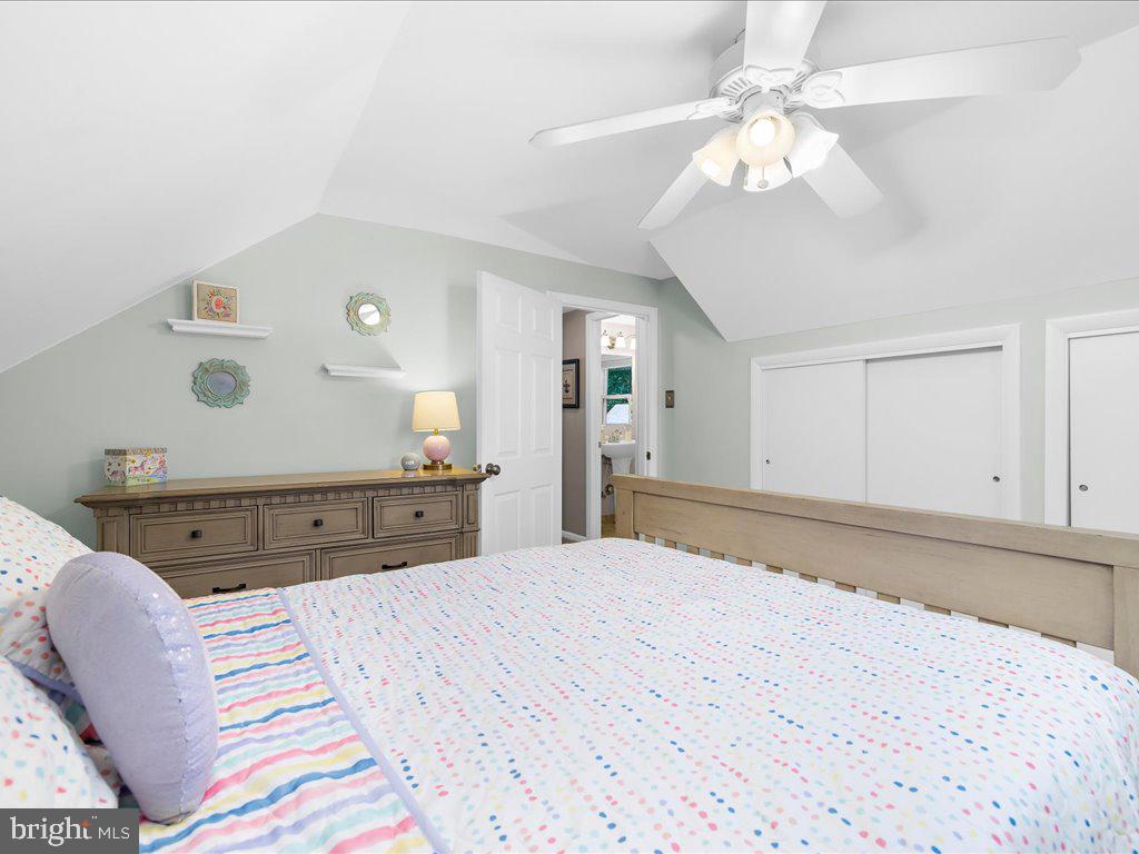 704 Roxboro Road Rockville, MD 20850 - Photo 24 of 43 Upper Level Bedroom #4