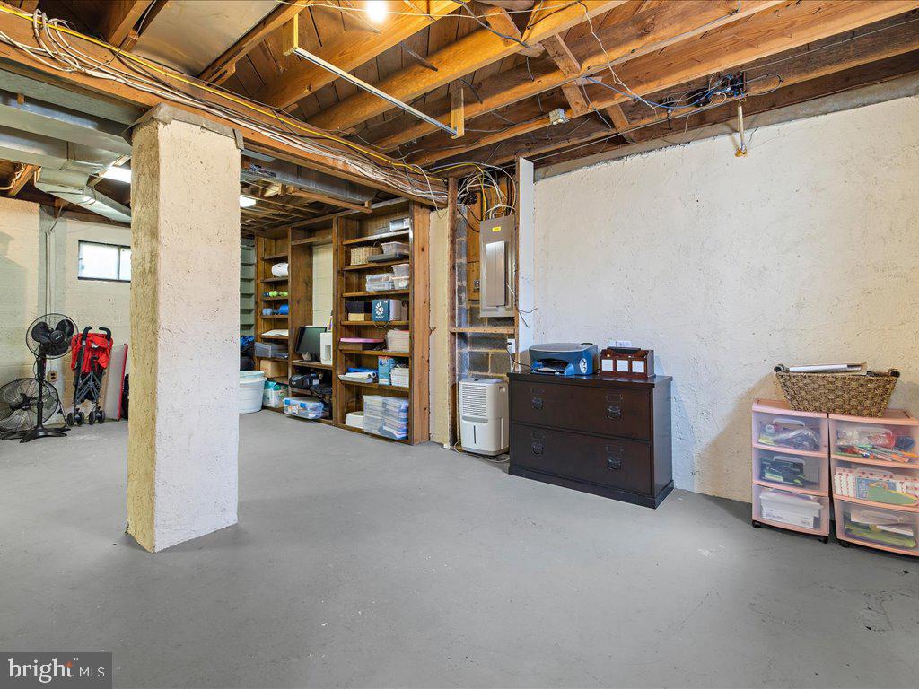 704 Roxboro Road Rockville, MD 20850 - Photo 27 of 43 Excellent Storage!