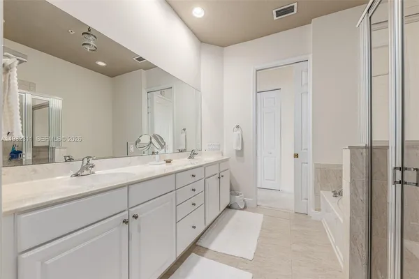 $419,000 | 12631 Southeast Old Cypress Drive, Unit 12631, Hobe Sound, FL 33455