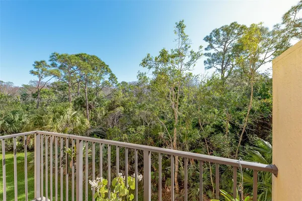 $419,000 | 12631 Southeast Old Cypress Drive, Unit 12631, Hobe Sound, FL 33455