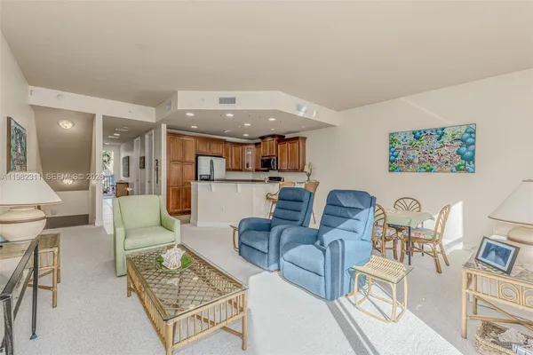 $419,000 | 12631 Southeast Old Cypress Drive, Unit 12631, Hobe Sound, FL 33455