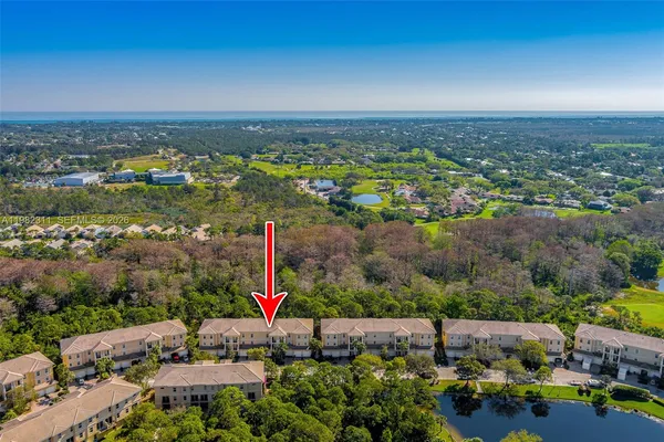 $419,000 | 12631 Southeast Old Cypress Drive, Unit 12631, Hobe Sound, FL 33455