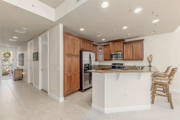 $419,000 | 12631 Southeast Old Cypress Drive, Unit 12631, Hobe Sound, FL 33455