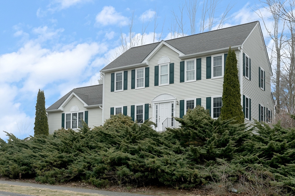 6 Marjorie Lane Rutland, MA 01543 - Photo 2 of 29 Gallery Image 2