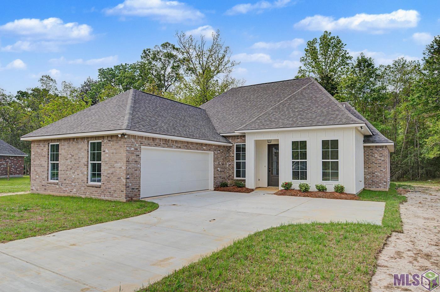 21117 April Lane Livingston, LA 70754 - Photo 1 of 19