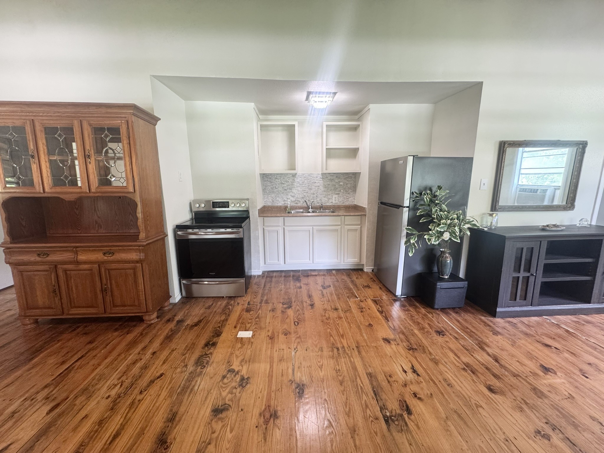 788 Riverside Drive Palacios, TX 77465 - Photo 8 of 46