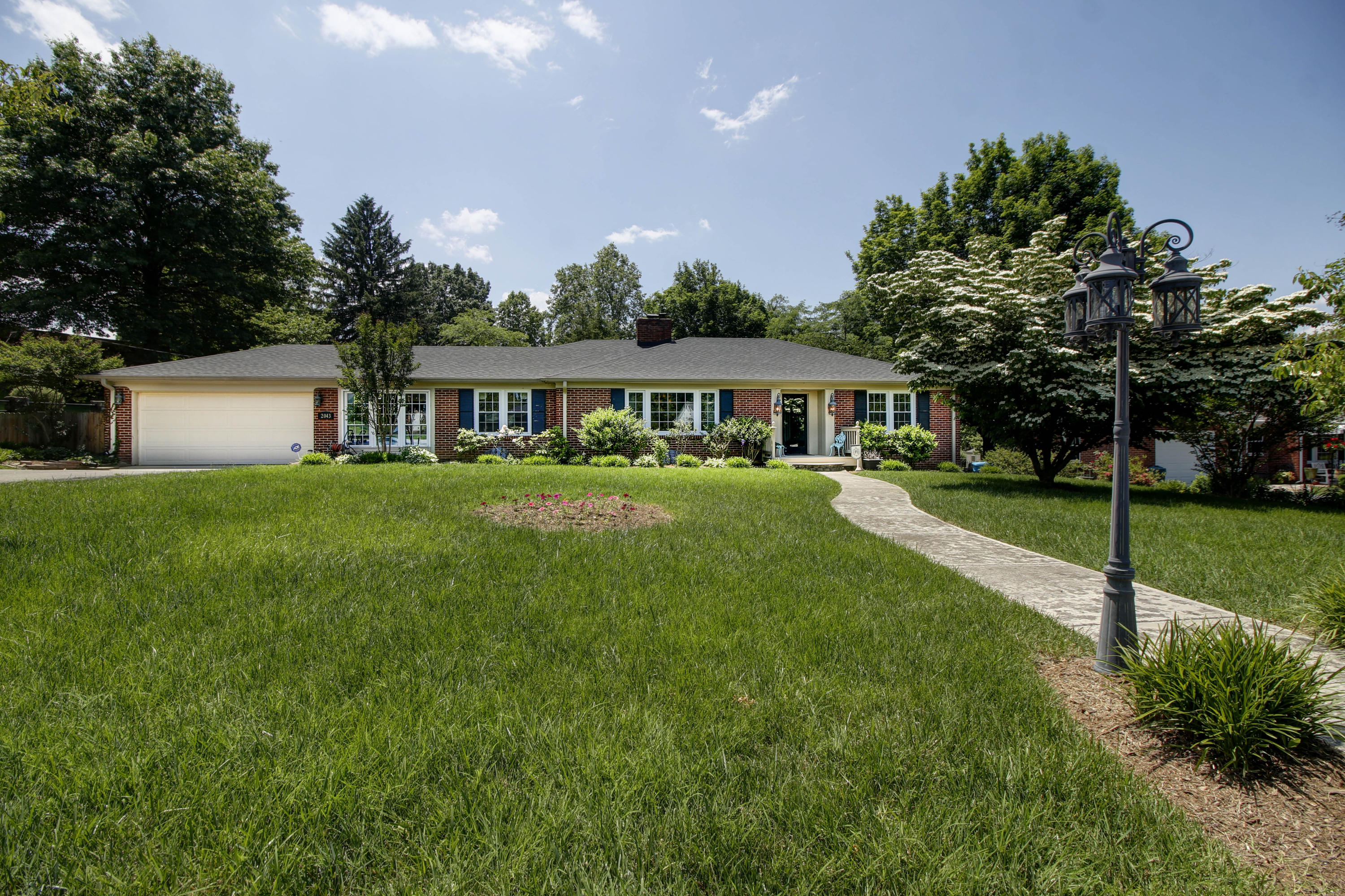 2043 Darlington Road Southwest Roanoke, VA 24018 - Photo 43 of 44 _MG_2081_2_3_4_5