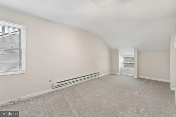 $2,399 | 9 East Federal Street, Burlington, NJ 08016