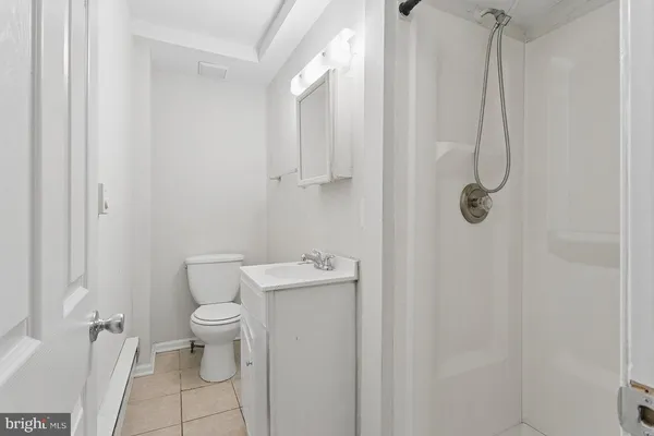 $2,399 | 9 East Federal Street, Burlington, NJ 08016