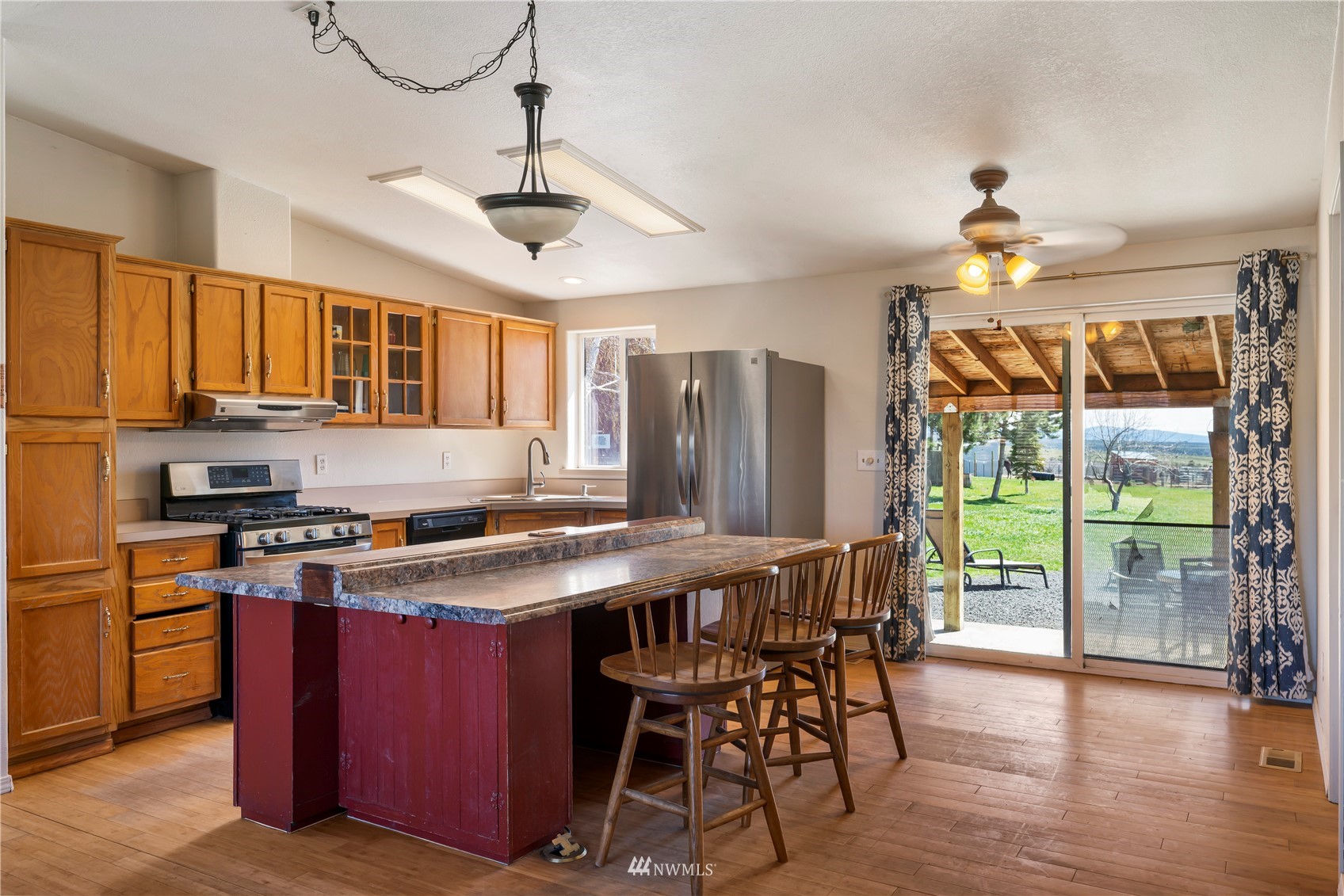 6224 Robbins Road Ellensburg, WA 98926 - Photo 6 of 38 Gallery Image 6
