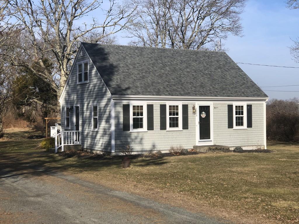 1095 Main Road Westport, MA 02790 - Photo 1 of 22 Gallery Image 1