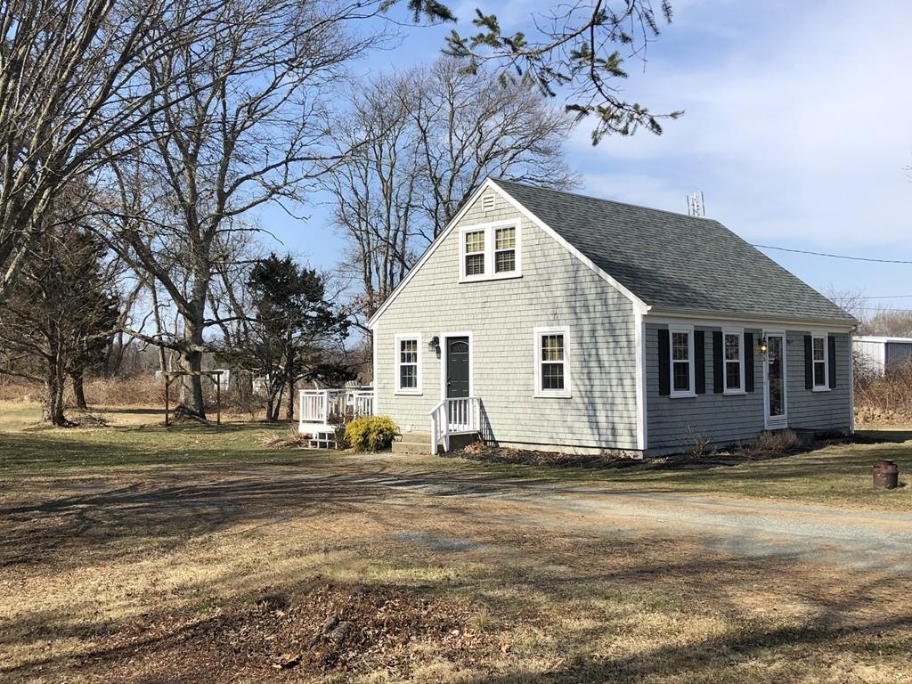 1095 Main Road Westport, MA 02790 - Photo 8 of 22 Gallery Image 8