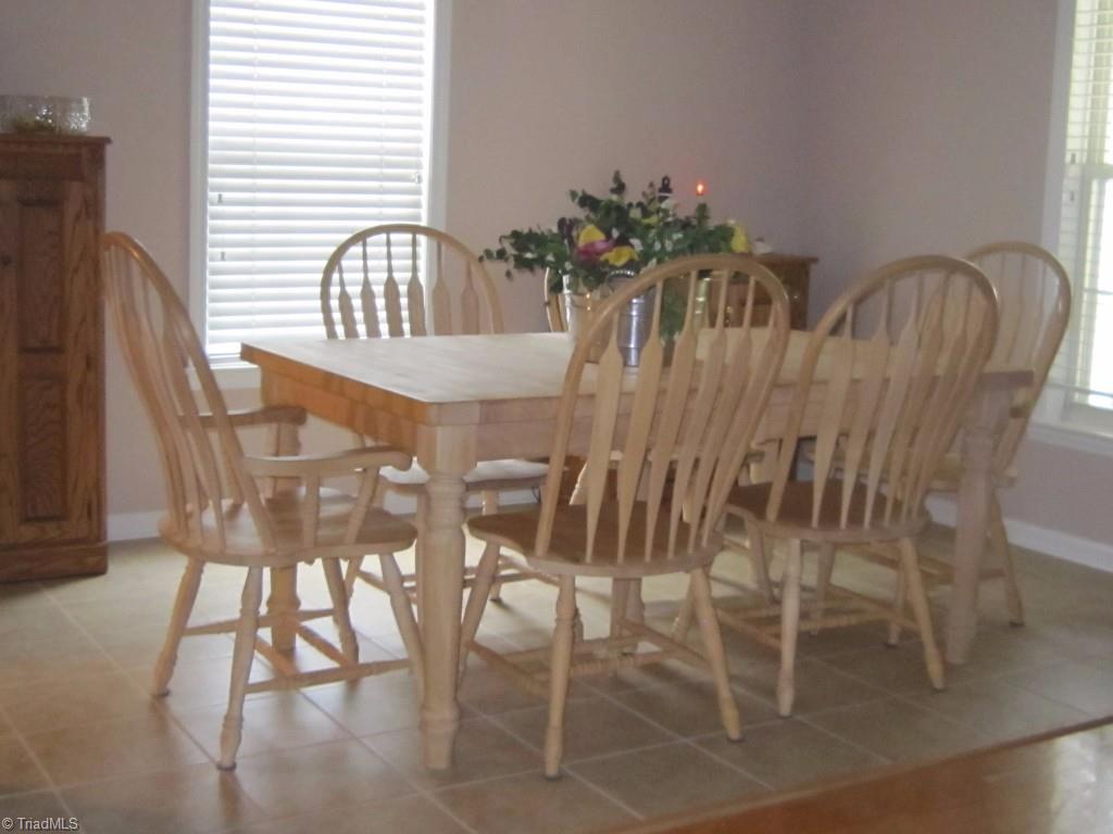 7915 Daltonshire Drive Oak Ridge, NC 27310 - Photo 6 of 23