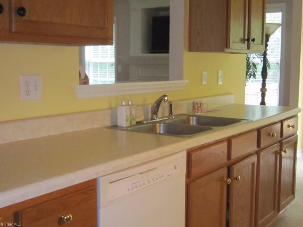 7915 Daltonshire Drive Oak Ridge, NC 27310 - Photo 7 of 23