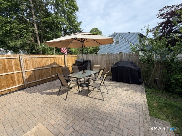 102 Old Barn Road West Stamford, CT 06905 - Photo 11 of 14