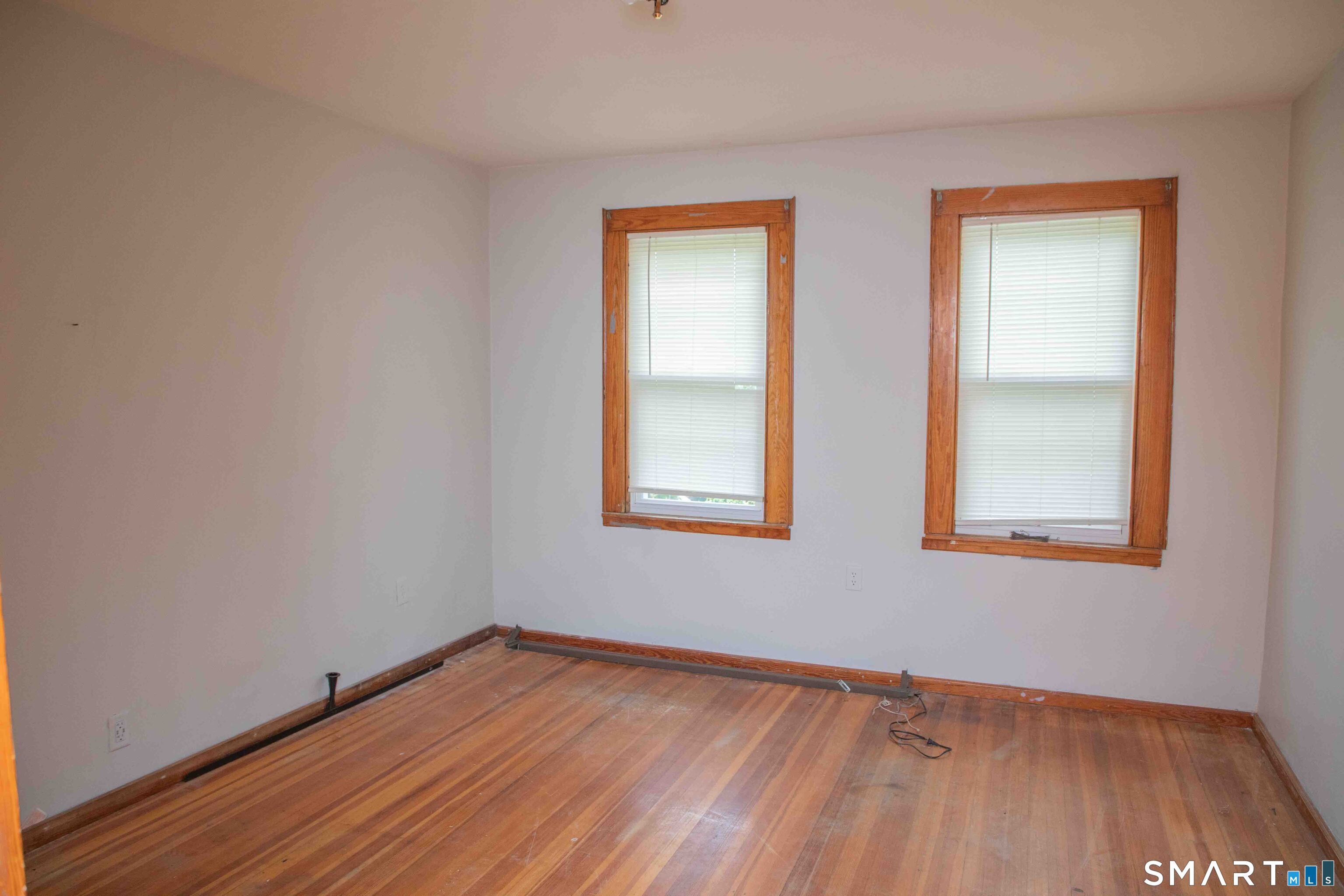 376 Broad Street New Britain, CT 06053 - Photo 13 of 39 First Floor Bedroom