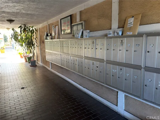 $550,000 | 121 Sinclair Avenue, Unit 103, Glendale, CA 91206