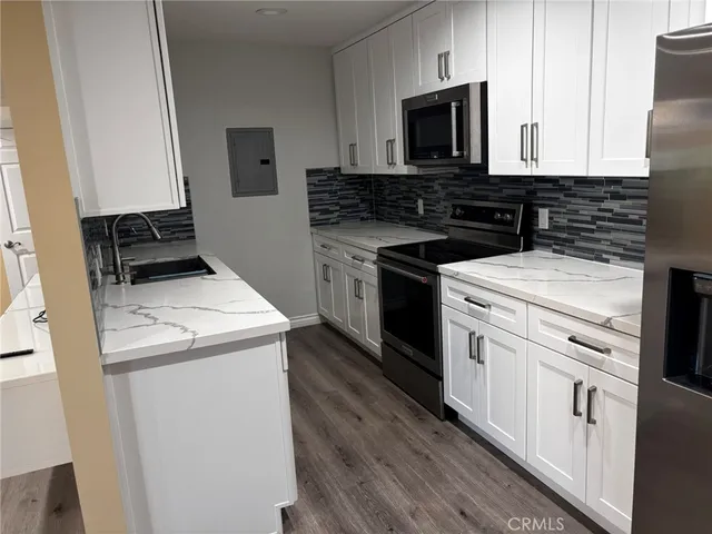 $550,000 | 121 Sinclair Avenue, Unit 103, Glendale, CA 91206