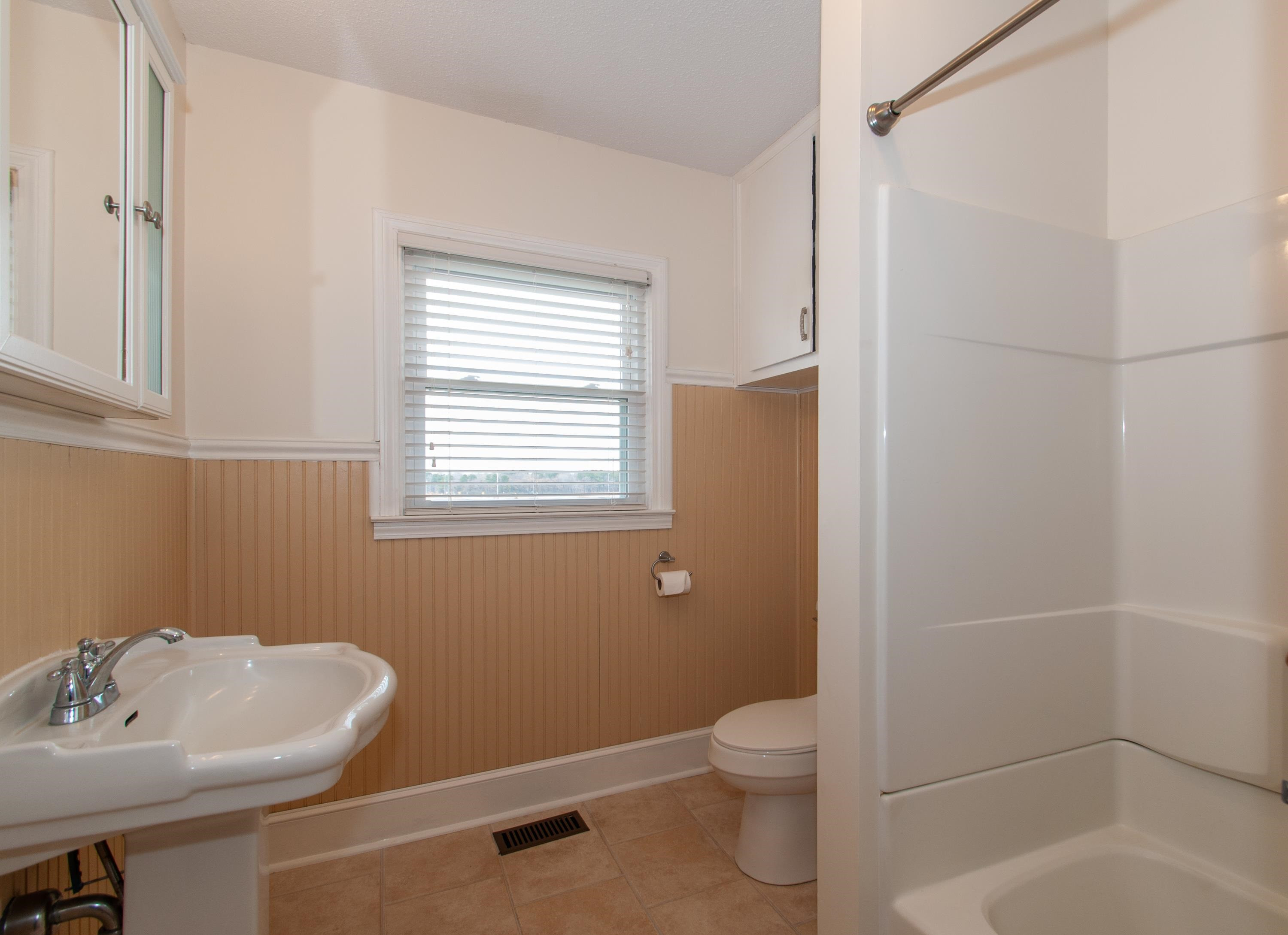 6756 Rock Quarry Road Garner, NC 27529 - Photo 13 of 33 Guest Bath 1