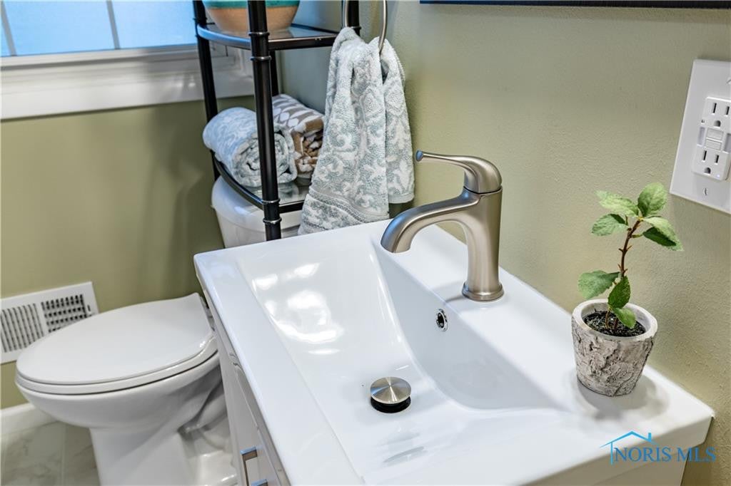 3002 West Laskey Road Toledo, OH 43613 - Photo 21 of 50 Gallery Image 21