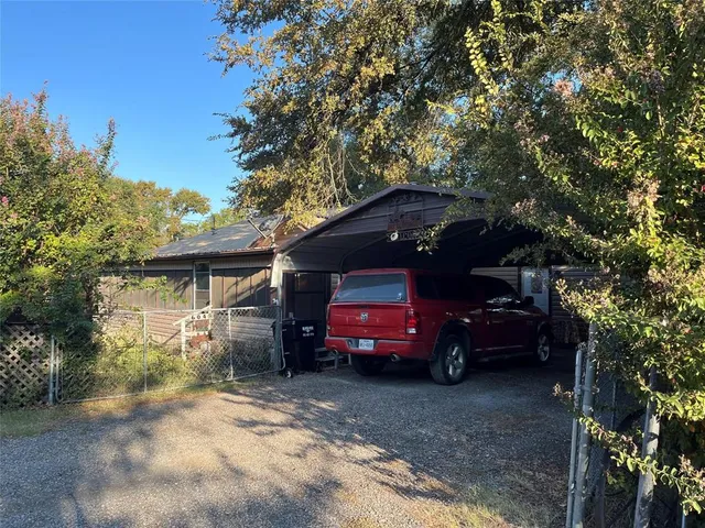 $289,900 | 604 Broken Arrow Pass, Quinlan, TX 75474