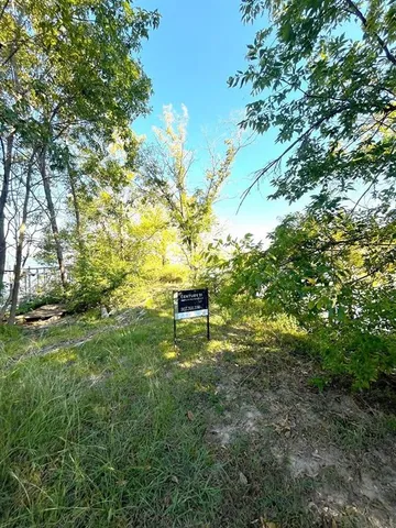 $289,900 | 604 Broken Arrow Pass, Quinlan, TX 75474