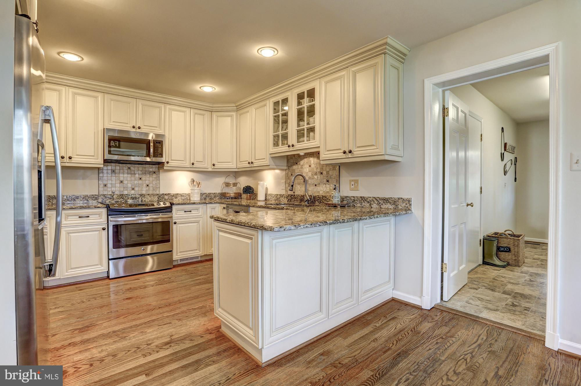 17943 Pond Road Ashton, MD 20861 - Photo 16 of 77 lovely