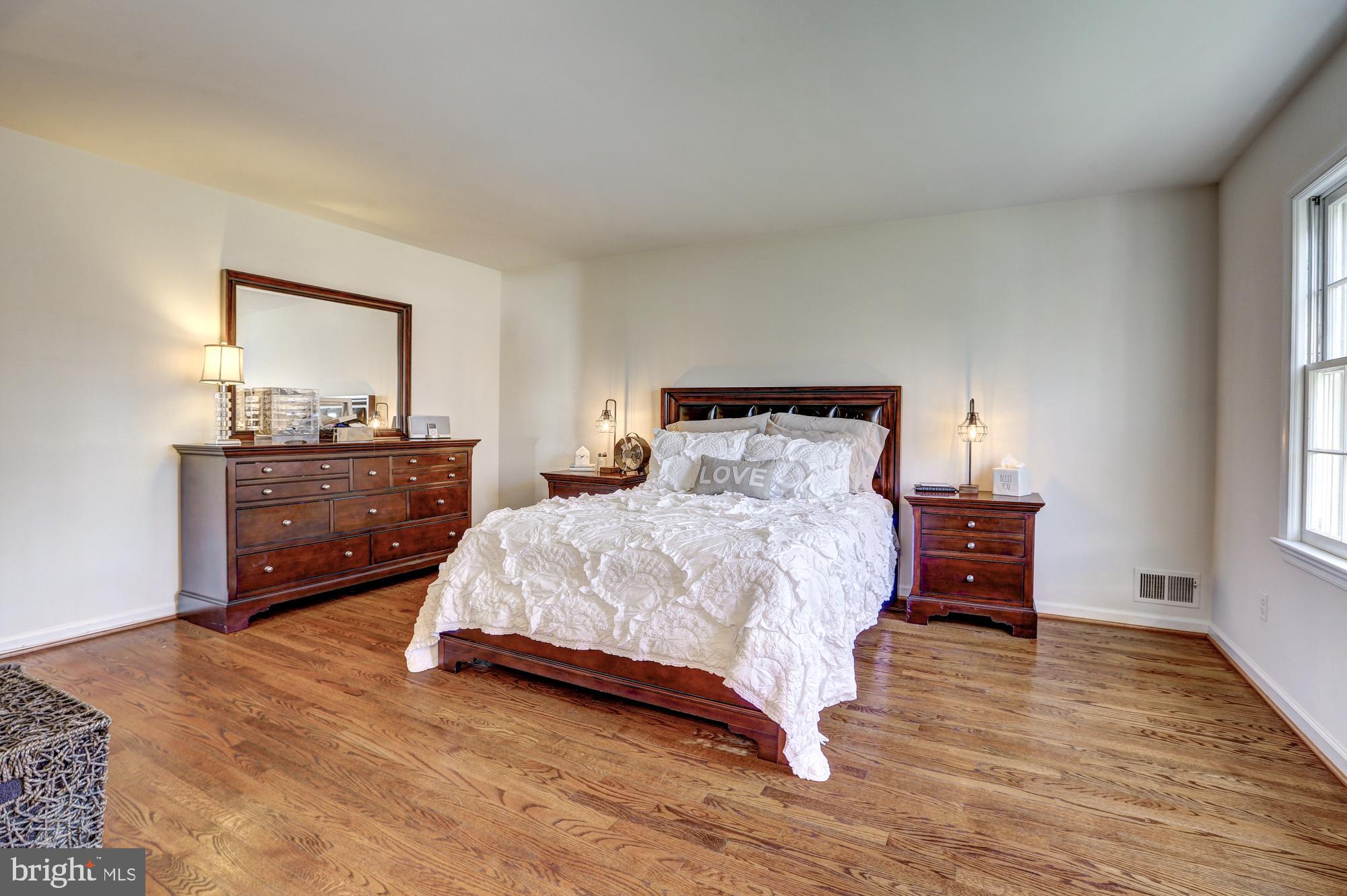 17943 Pond Road Ashton, MD 20861 - Photo 31 of 77