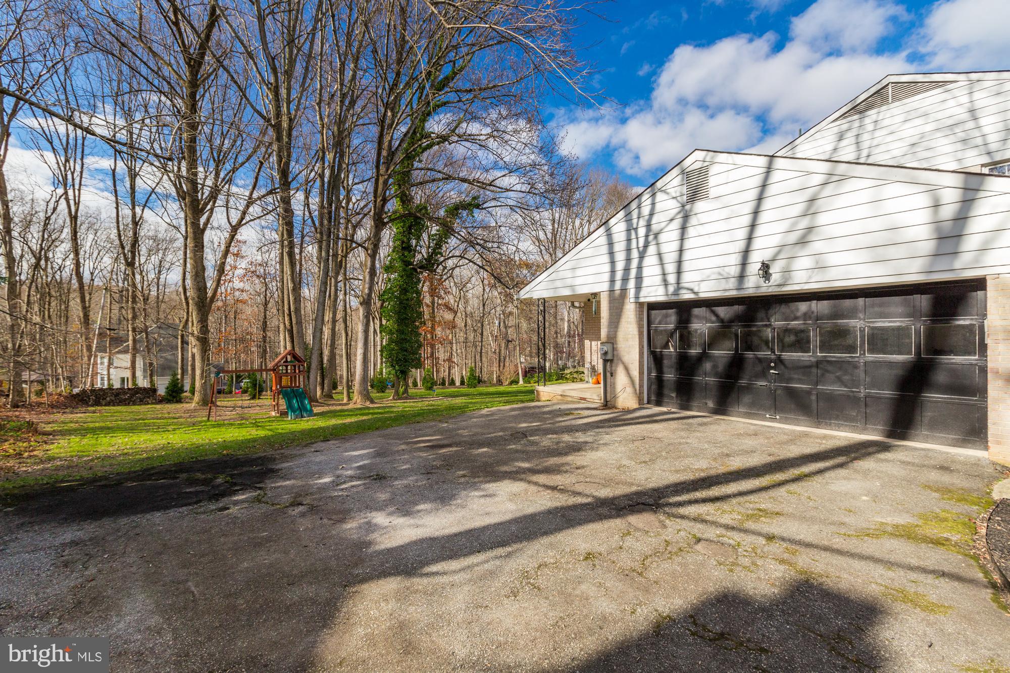 17943 Pond Road Ashton, MD 20861 - Photo 59 of 77 glorious rear yard