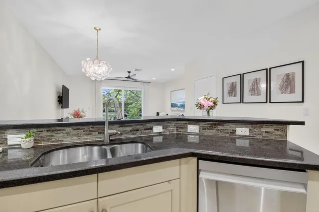 $515,000 | 2650 Webb Avenue, Delray Beach, FL 33444